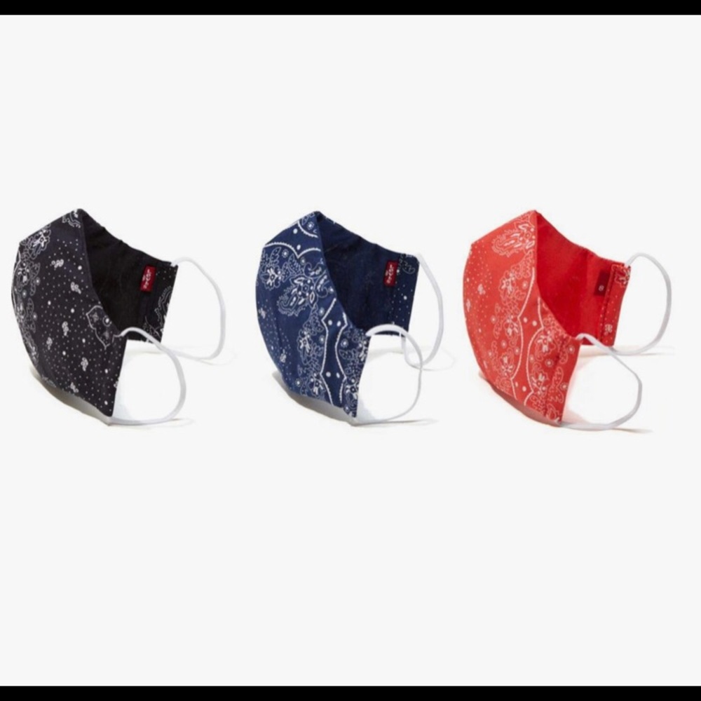 Levi’s reusable Bandana Print Reversible Face Mask